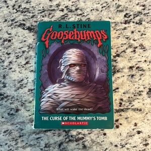 R.L. Stine Goosebumps The Curse of The Mummy’s Tomb